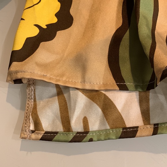 Yellow flower blouse - size S - Picture 3 of 13